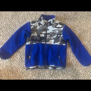 XS/boys 6 North Face Denali Fleece